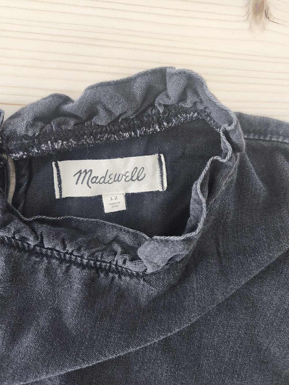 Madewell Black Long-Sleeve Ruffle Neck Dress Women's 12 - Picture 5 of 8